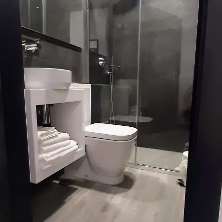 Taska Velha Hostal Mirandela
