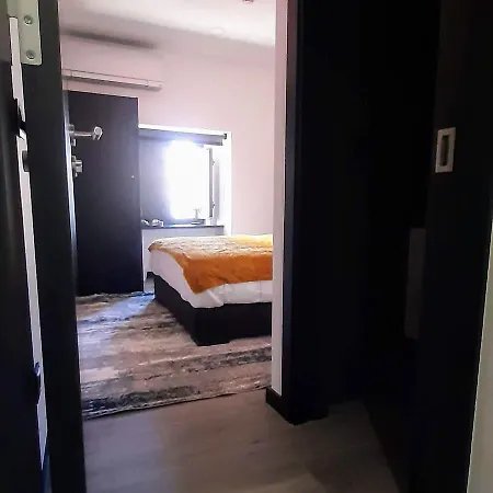 Taska Velha *