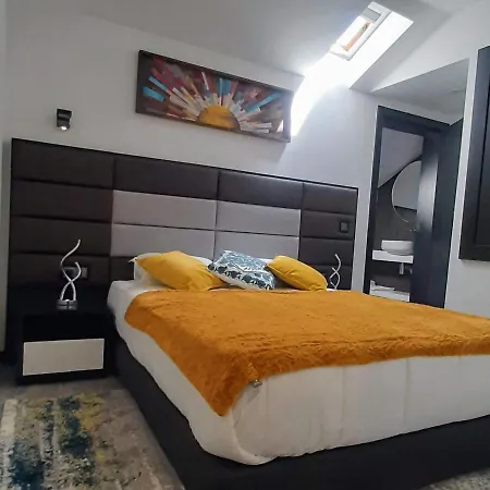 Hostal Taska Velha *