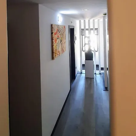 بيت شباب Taska Velha *