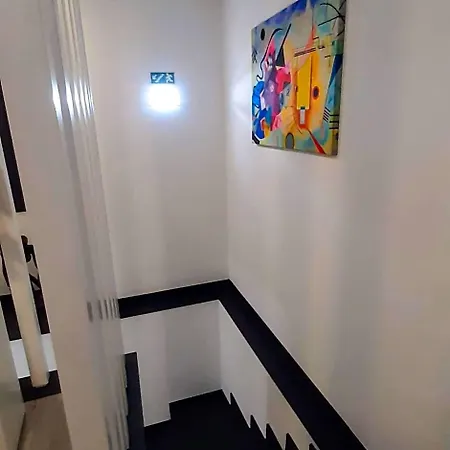 Taska Velha Hostal