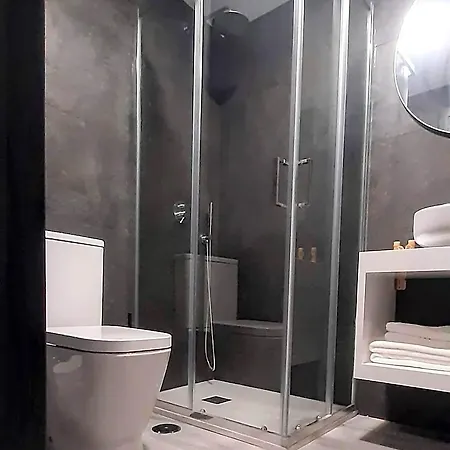 Taska Velha بيت شباب