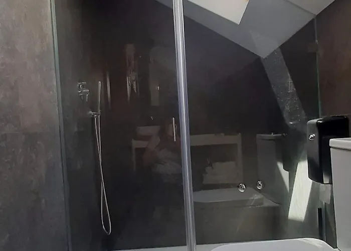 Taska Velha * מירנדלה